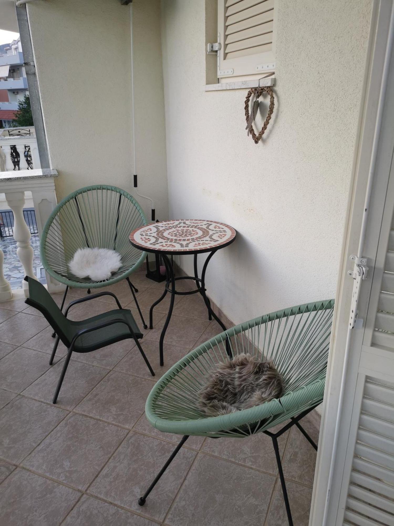 Apartments Nena Podstrana Exterior photo